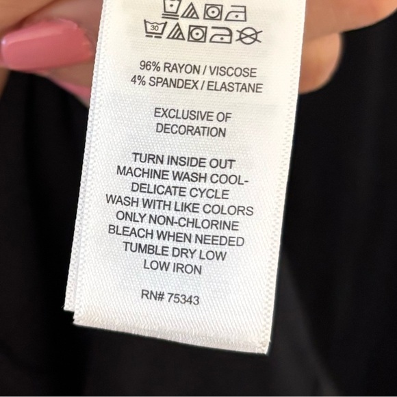 Tahari black Long Sleeve Top - Picture 5 of 5